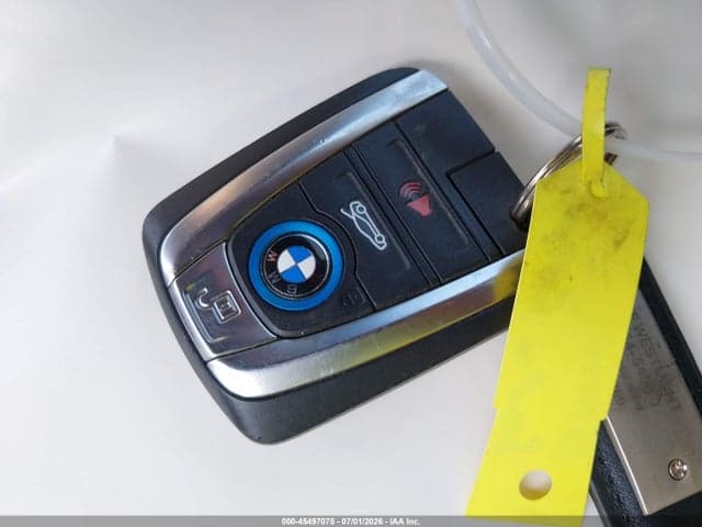 2019 BMW I8 11