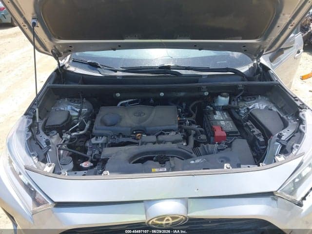 2020 TOYOTA RAV4 XLE 10