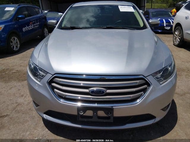 2018 FORD TAURUS SEL 13