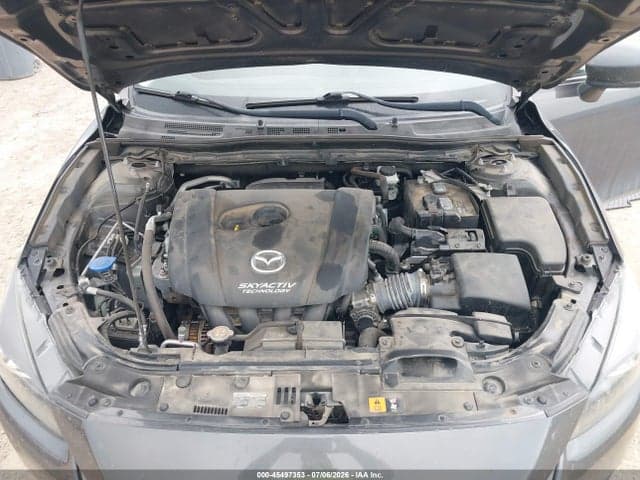 2018 MAZDA MAZDA3 TOURING 10