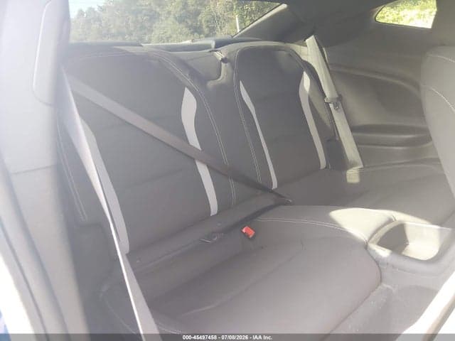 2018 CHEVROLET CAMARO 1LT 8