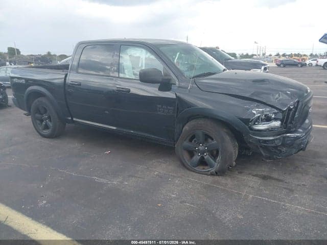 2019 RAM 1500 CLASSIC WARLOCK 4X4 5'7 BOX