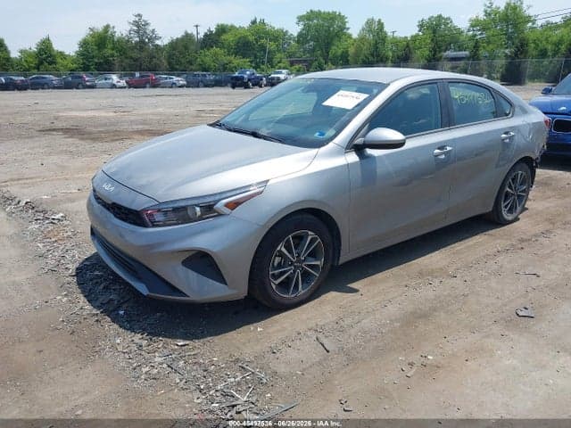 2023 KIA FORTE LXS 2