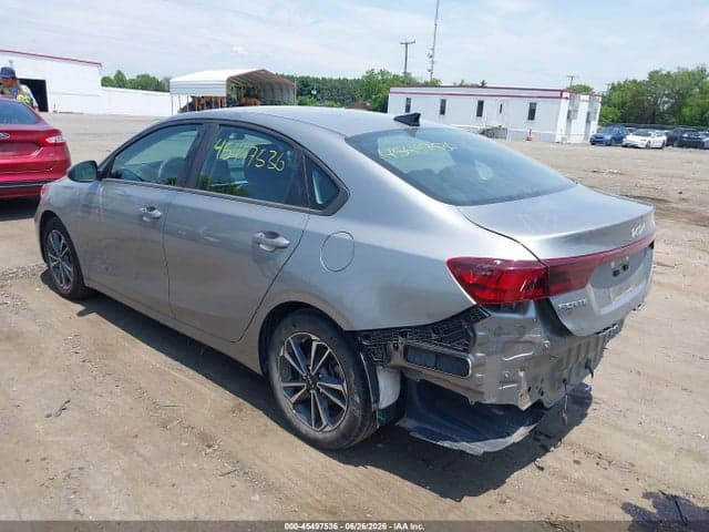 2023 KIA FORTE LXS 3