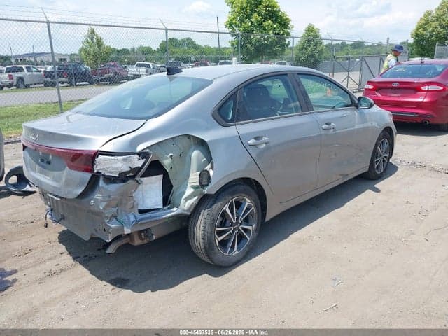 2023 KIA FORTE LXS 4
