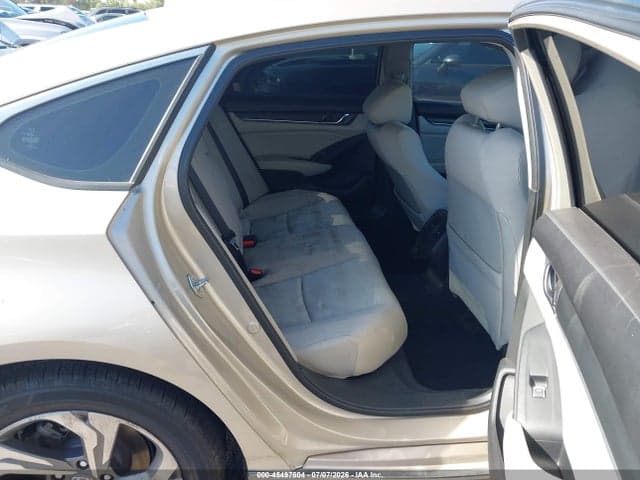 2018 HONDA ACCORD EX 8