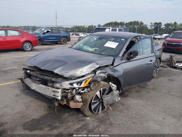 2021 NISSAN ALTIMA SV FWD 6