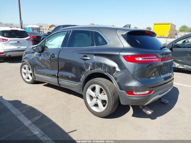 2017 LINCOLN MKC PREMIERE 3