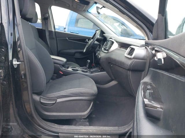 2017 KIA SORENTO 3.3L LX 5