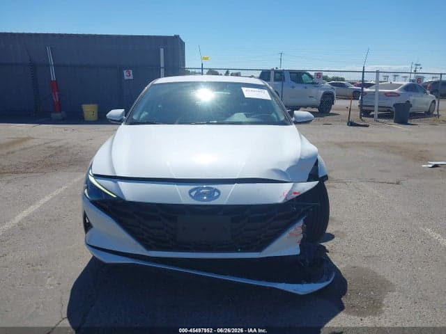 2022 HYUNDAI ELANTRA SEL 12