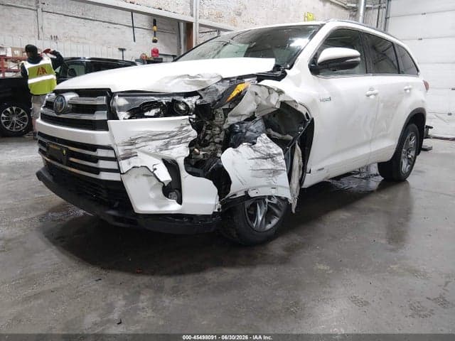 2019 TOYOTA HIGHLANDER HYBRID LIMITED PLATINUM 2