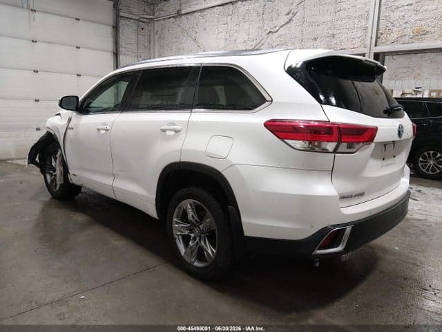 2019 TOYOTA HIGHLANDER HYBRID LIMITED PLATINUM 3