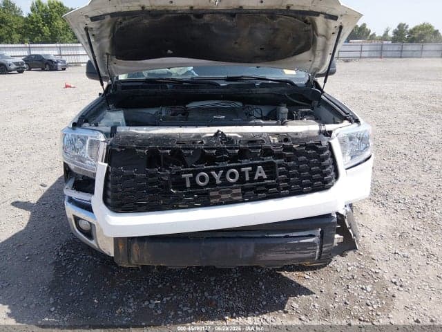 2018 TOYOTA TUNDRA SR5 5.7L V8 10