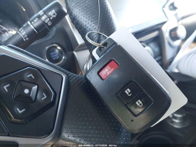 2021 TOYOTA 4RUNNER SR5 11