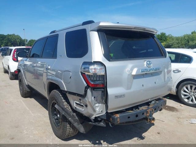 2021 TOYOTA 4RUNNER SR5 3