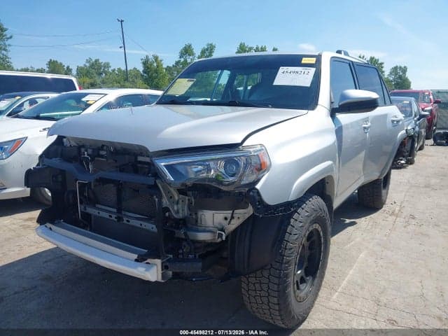 2021 TOYOTA 4RUNNER SR5 6