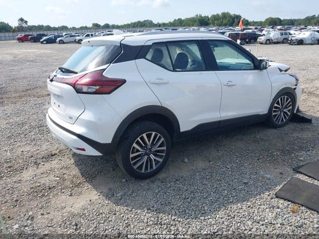 2024 NISSAN KICKS SV XTRONIC CVT 4