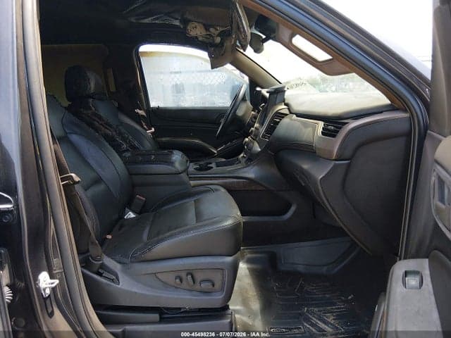 2017 CHEVROLET SUBURBAN LT 5