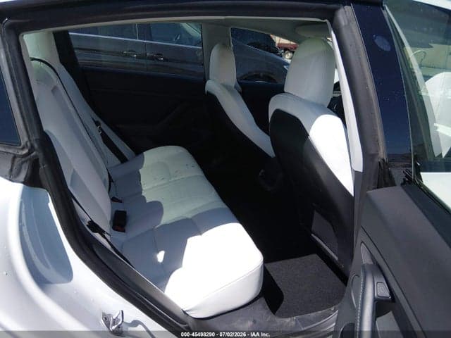 2022 TESLA MODEL 3 PERFORMANCE DUAL MOTOR ALL-WHEEL DRIVE 8
