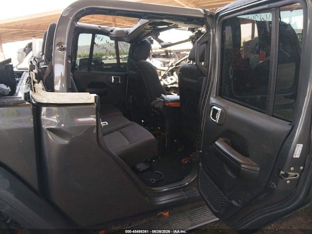 2020 JEEP GLADIATOR MOJAVE 4X4 8