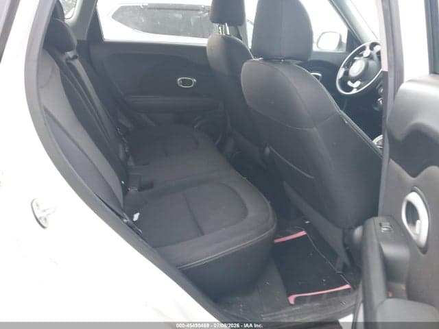 2017 KIA SOUL + 8