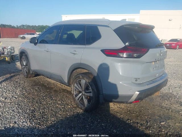 2025 NISSAN ROGUE SL FWD 3