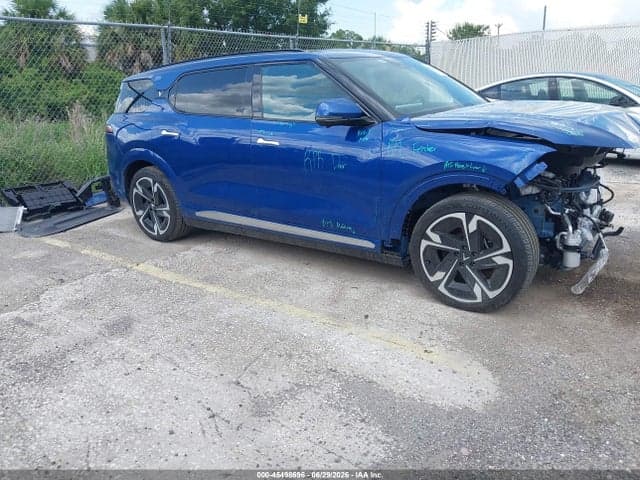 2024 VINFAST VF 9 PLUS
