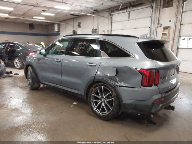 2021 KIA SORENTO S 3