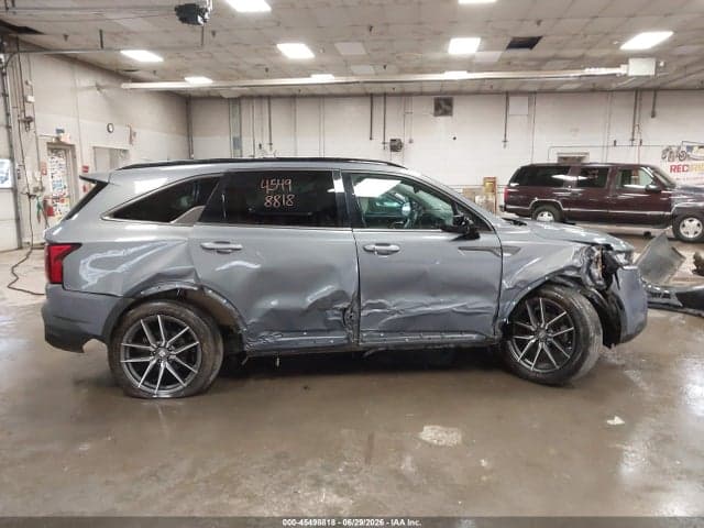 2021 KIA SORENTO S 6