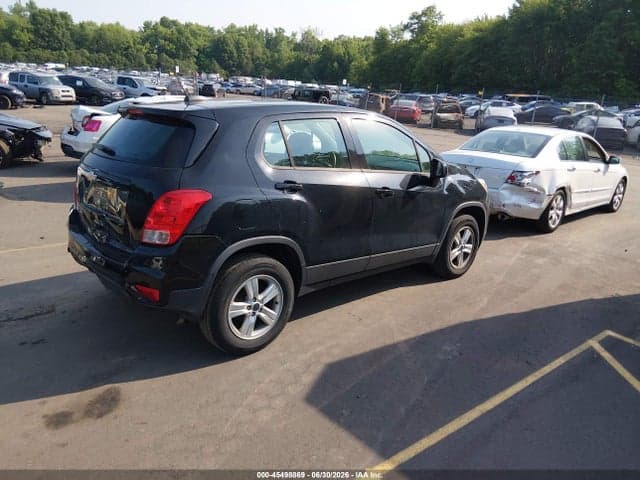 2017 CHEVROLET TRAX LS 4