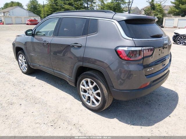 2024 JEEP COMPASS LATITUDE LUX FWD 3
