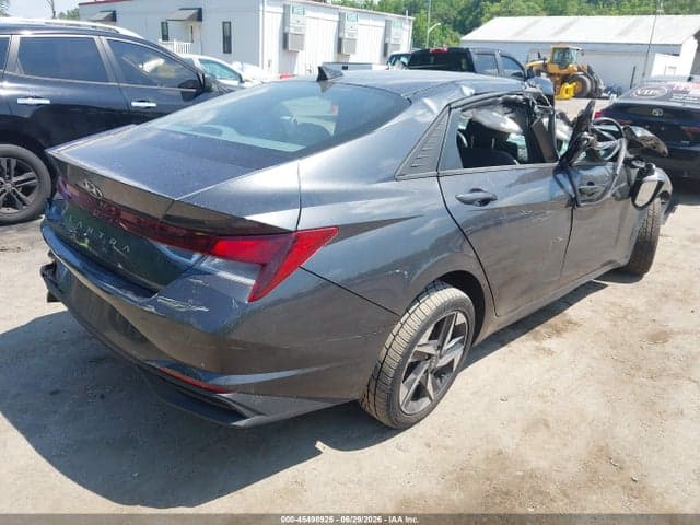 2023 HYUNDAI ELANTRA SEL 4