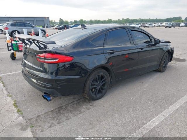 2019 FORD FUSION SE 4