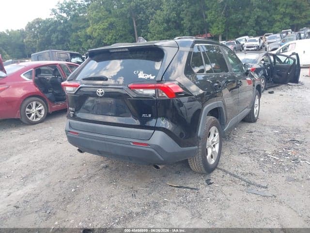 2021 TOYOTA RAV4 XLE 4