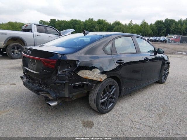 2021 KIA FORTE GT-LINE 4