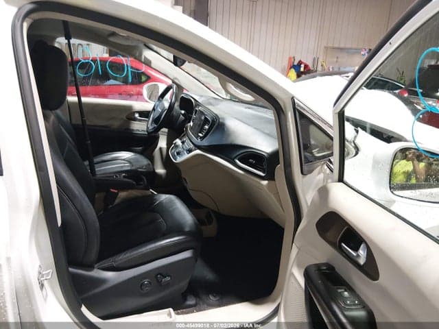 2017 CHRYSLER PACIFICA TOURING-L PLUS 5
