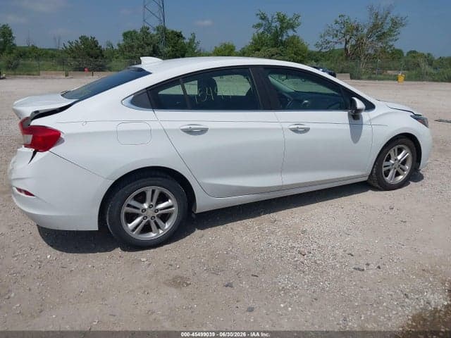 2017 CHEVROLET CRUZE LT AUTO 4