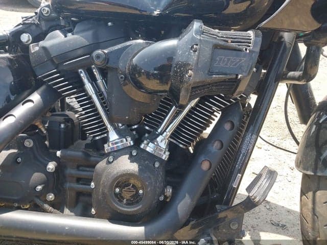 2022 HARLEY-DAVIDSON FXLRST 8