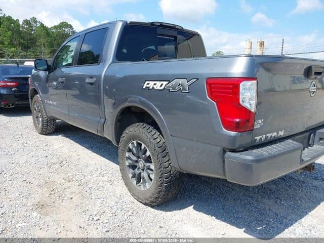 2019 NISSAN TITAN PRO-4X 3