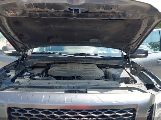 2019 NISSAN TITAN PRO-4X 10