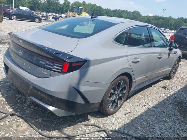 2024 HYUNDAI SONATA SEL 4