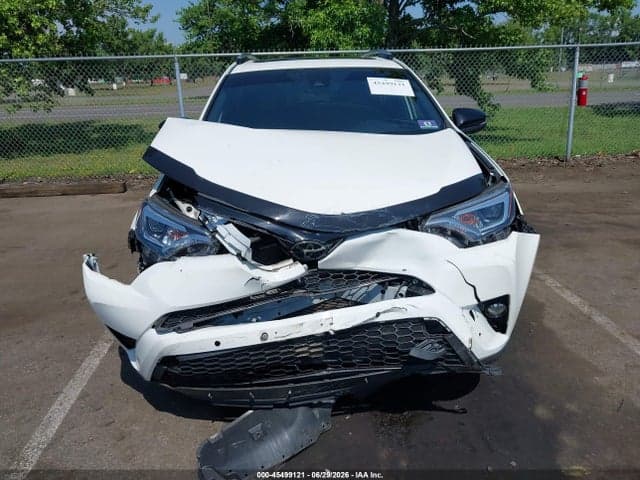 2018 TOYOTA RAV4 SE 12