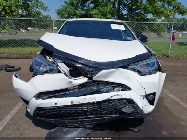 2018 TOYOTA RAV4 SE 6