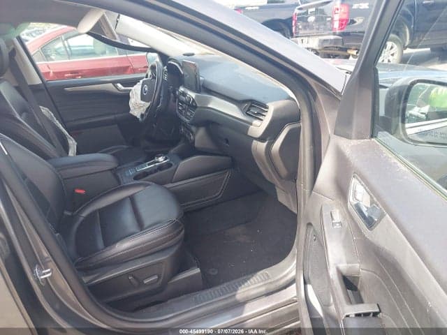 2021 FORD ESCAPE TITANIUM 5