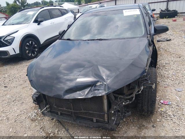 2017 TOYOTA CAMRY SE 13