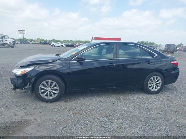 2017 TOYOTA CAMRY LE 15