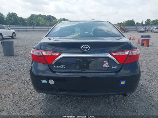 2017 TOYOTA CAMRY LE 17