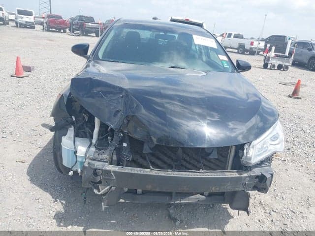 2017 TOYOTA CAMRY LE 6