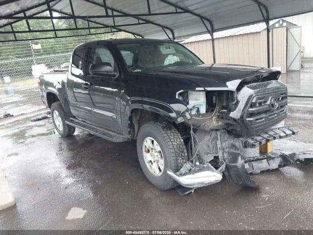 2017 TOYOTA TACOMA SR