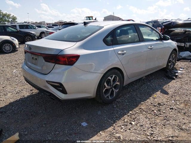 2021 KIA FORTE LXS 4